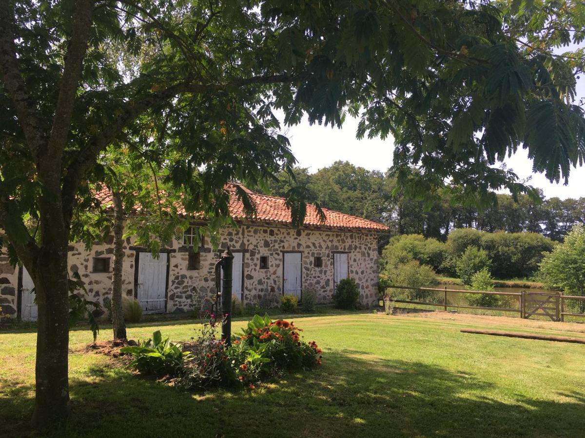 "La Maison De Villars" Au Coeur De La Nature Pressac Exterior foto